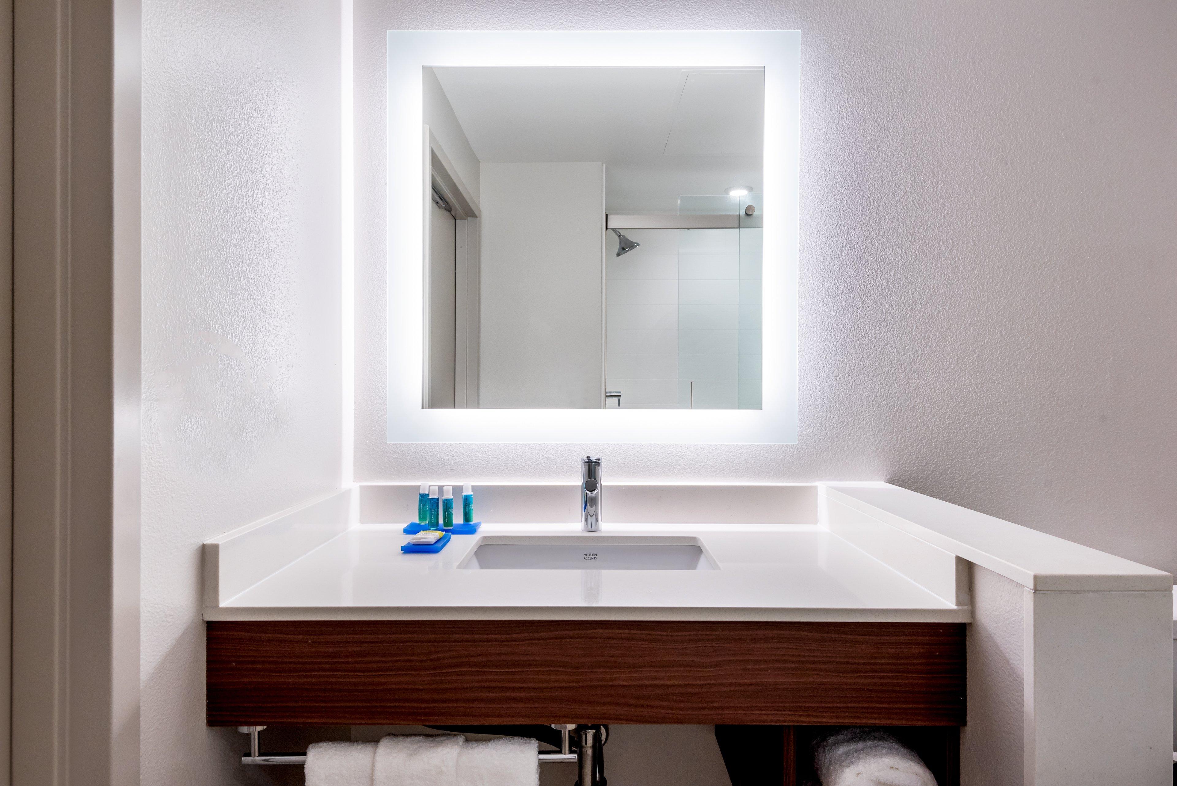 Holiday Inn Express & Suites Santa Ana - Orange County By Ihg Buitenkant foto